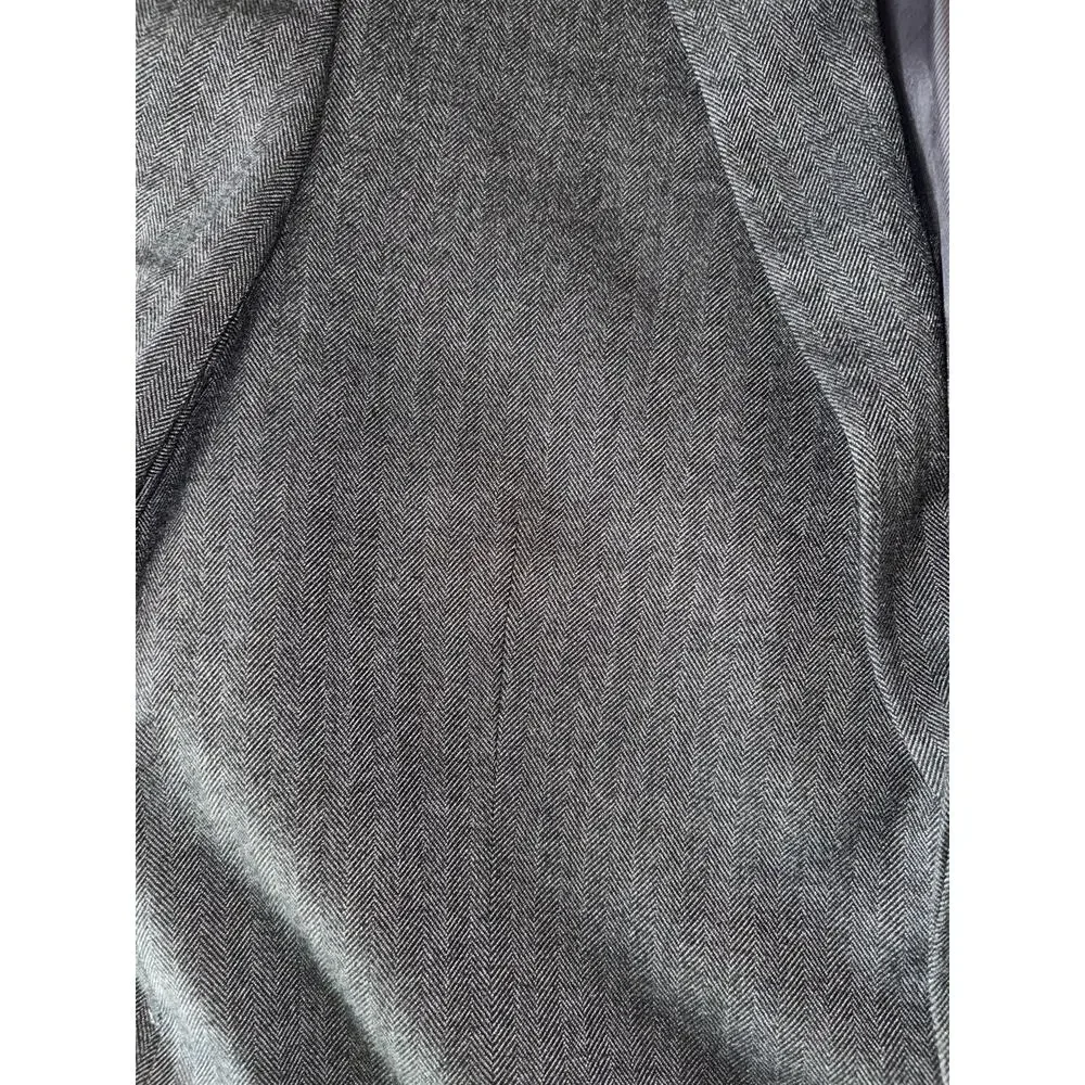 Madison men grey